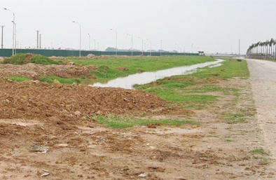 Đất nền Hà Nội xuống giá nhưng ít người mua